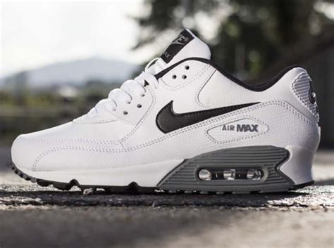 nike air max 90 essential heren zwart wit|Air Max 90 aanbiedingen.